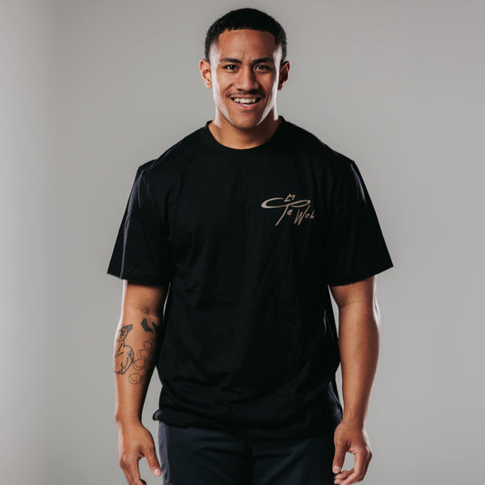 Te Wehi Tee - Jet Black